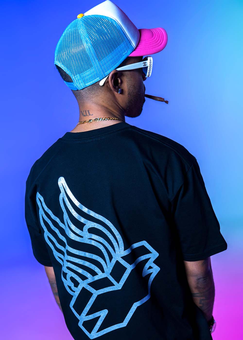 Legends Never Die Tee – PINK+DOLPHIN